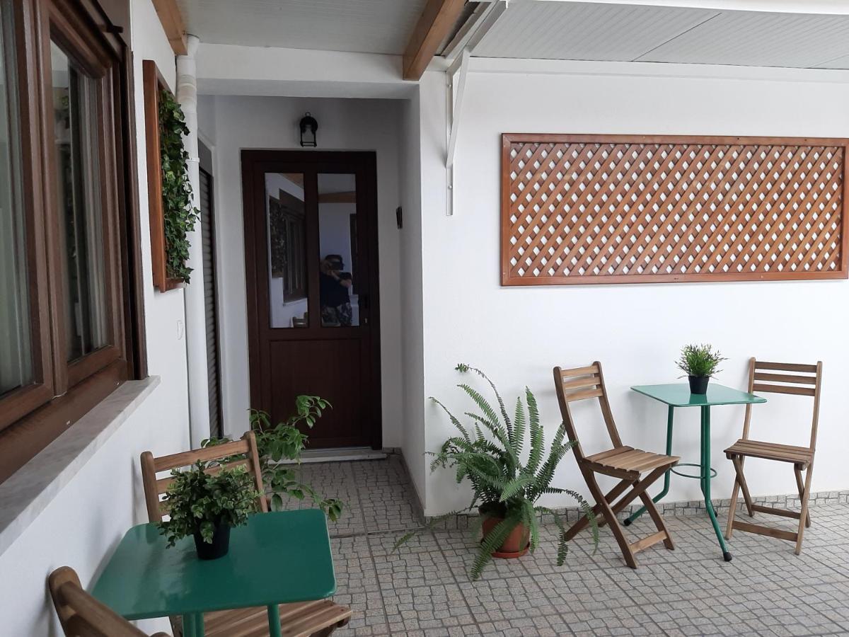 サンティアゴ・ド・カセーンAlojamento Ferreira - Apartamento Bアパートメント エクステリア 写真